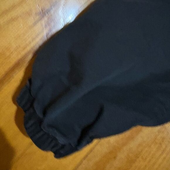 American Eagle Outfitters Navy Cargo Pants - Picture 3 of 7